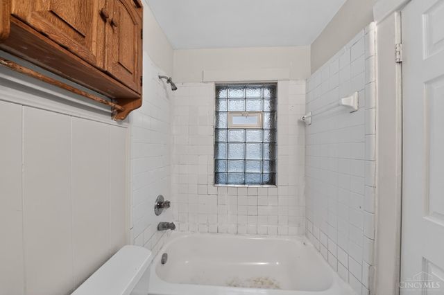2717 W North Bend Road, Cincinnati, OH 45239