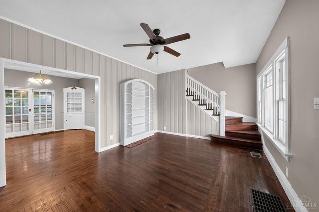 2717 W North Bend Road, Cincinnati, OH 45239