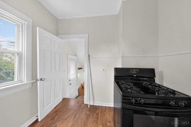 2717 W North Bend Road, Cincinnati, OH 45239