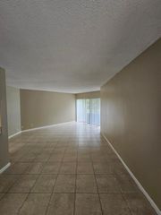 2000 N Congress Avenue 102, West Palm Beach, FL 33401