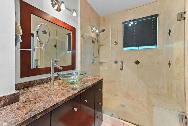 4967 Tradewinds Terrace 605, Fort Lauderdale, FL 33312