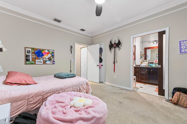 4967 Tradewinds Terrace 605, Fort Lauderdale, FL 33312