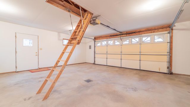 11525 W 143rd Avenue, Cedar Lake, IN 46303