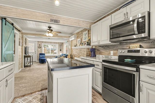 43394 Elm Street, Bangor Twp, MI 49013