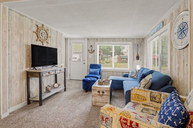 43394 Elm Street, Bangor Twp, MI 49013