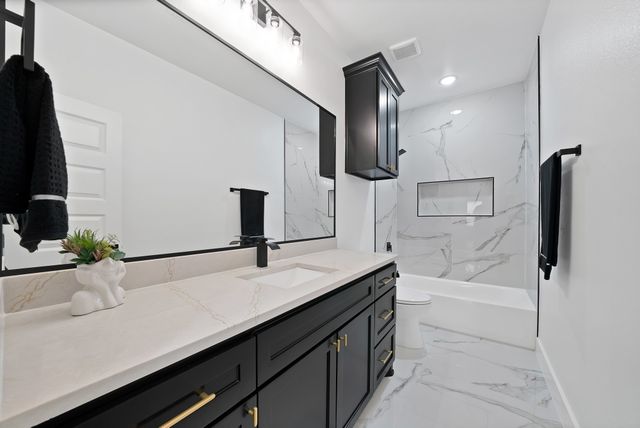 4900 Fitzhugh Avenue, Fort Worth, TX 76105