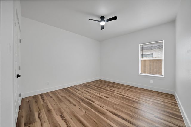 4900 Fitzhugh Avenue, Fort Worth, TX 76105