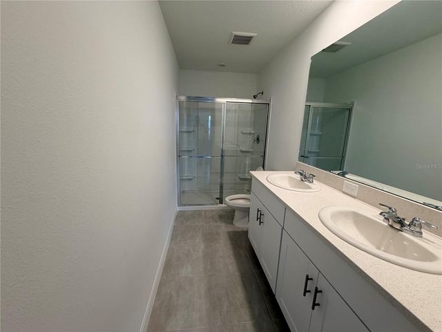 2942 SKYLINE LOOP, Kissimmee, FL 34758