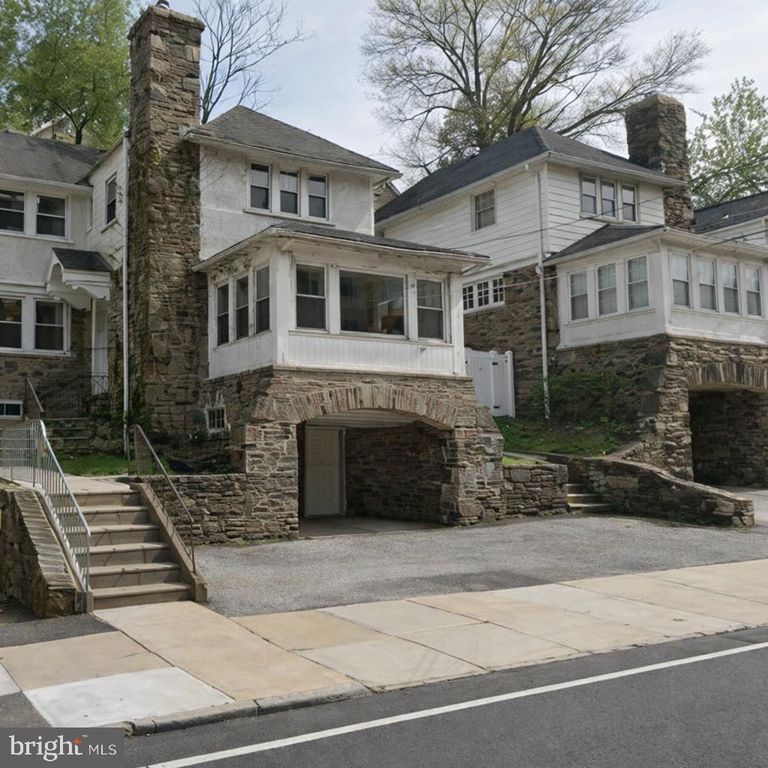 26 ROCK HILL RD, Bala Cynwyd, PA 19004