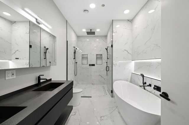 466 N Paulina Street PH-401, Chicago, IL 60622