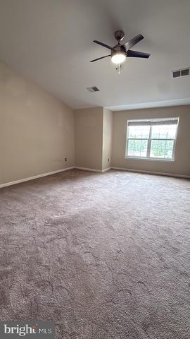 3031 CHOGBURN LN, Dumfries, VA 22026