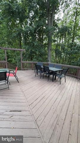 3031 CHOGBURN LN, Dumfries, VA 22026