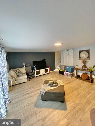 3622 RAYLAND RD, Philadelphia, PA 19154