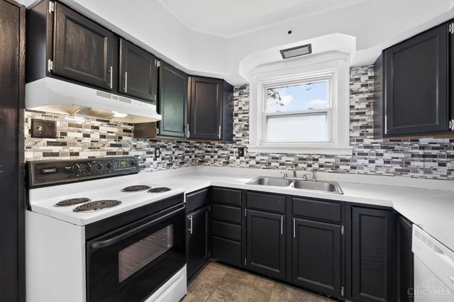 1803 Lawn Avenue, Cincinnati, OH 45237