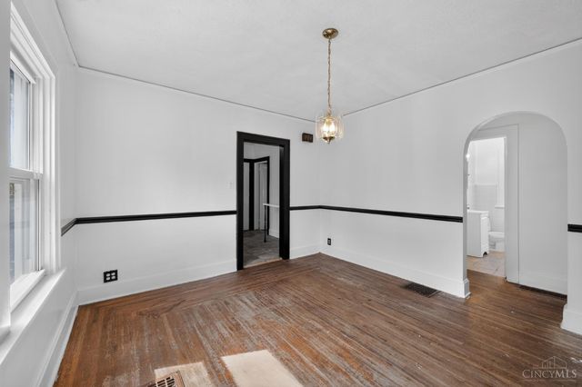 1803 Lawn Avenue, Cincinnati, OH 45237