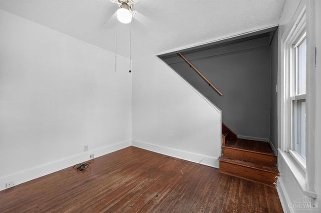 1803 Lawn Avenue, Cincinnati, OH 45237