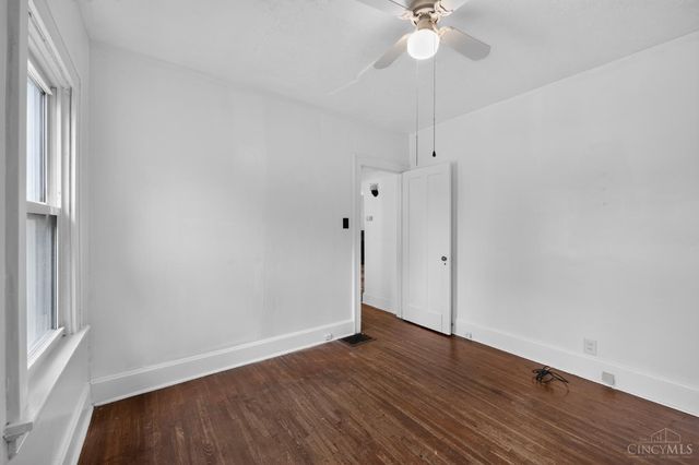 1803 Lawn Avenue, Cincinnati, OH 45237