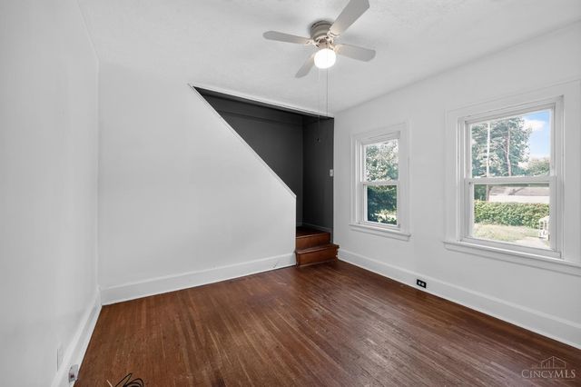 1803 Lawn Avenue, Cincinnati, OH 45237