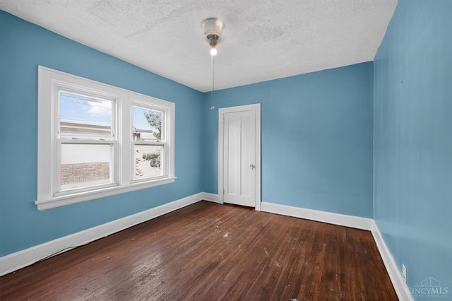 1803 Lawn Avenue, Cincinnati, OH 45237