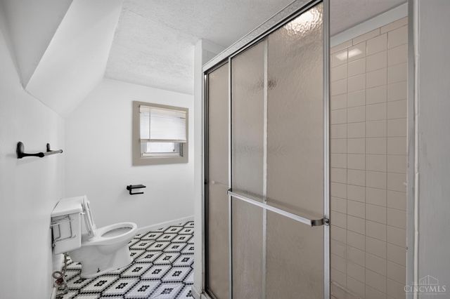 1803 Lawn Avenue, Cincinnati, OH 45237