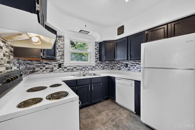 1803 Lawn Avenue, Cincinnati, OH 45237