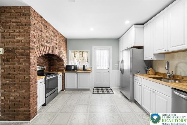 1352 Main Street, Northampton Boro, PA 18067