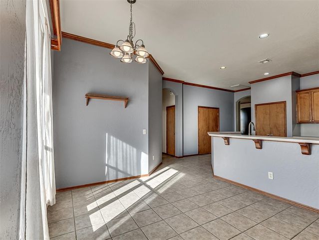 1824 NE 11th Street, Moore, OK 73160