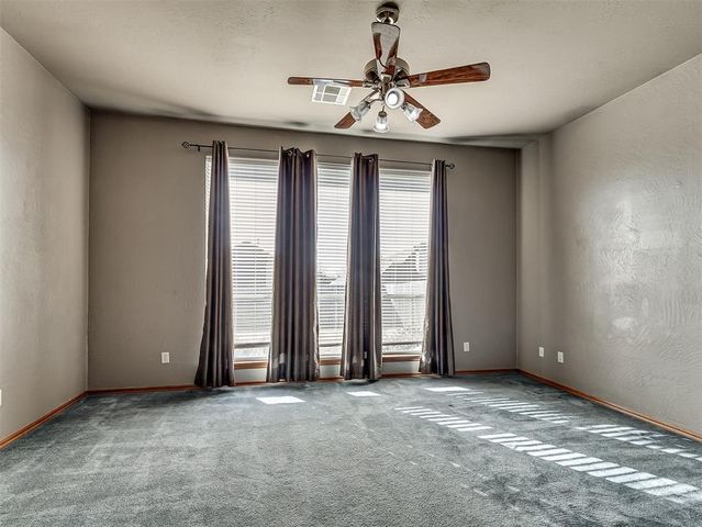 1824 NE 11th Street, Moore, OK 73160