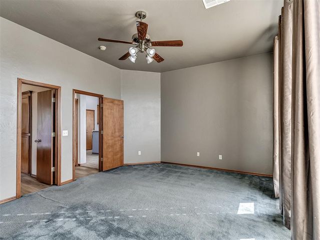 1824 NE 11th Street, Moore, OK 73160