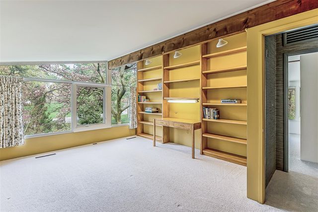 1821 Sheridan Drive, Ann Arbor, MI 48104
