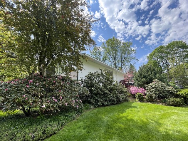 1821 Sheridan Drive, Ann Arbor, MI 48104