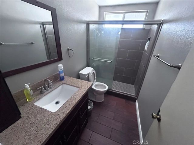 6085 Olive, San Bernardino, CA 92407