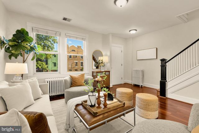 504 BUCHANAN ST NW, Washington, DC 20011