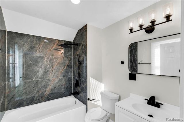 5777 Lakepointe Street, Detroit, MI 48224