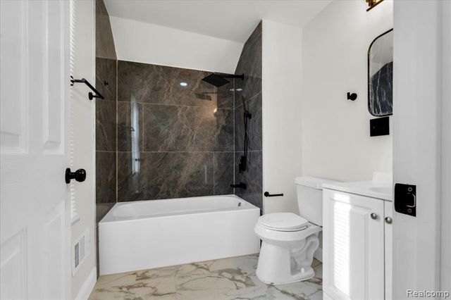 5777 Lakepointe Street, Detroit, MI 48224