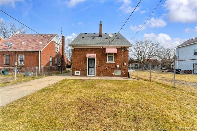 5777 Lakepointe Street, Detroit, MI 48224