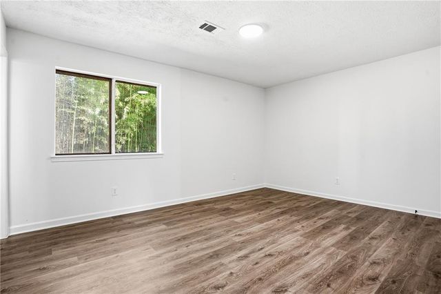 106 Garden Trail, Stockbridge, GA 30281