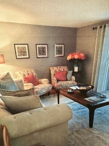 27 Heritage Way 27, Marblehead, MA 01945
