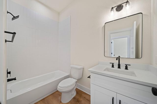 234 E 39th Street A, Houston, TX 77018