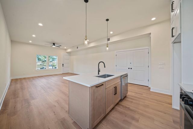 234 E 39th Street A, Houston, TX 77018