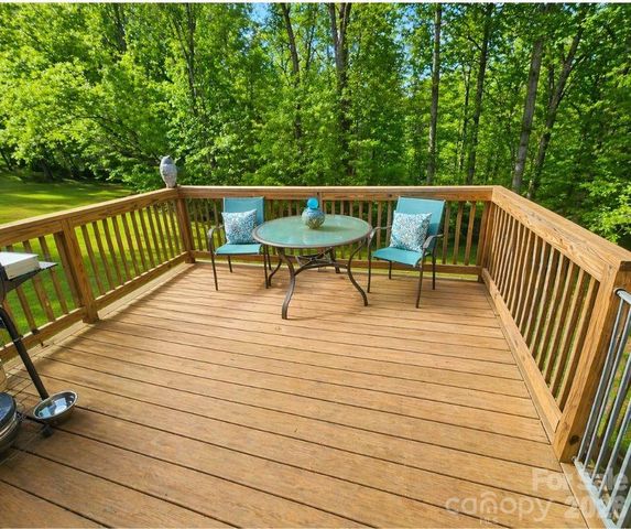 699 Sellerstown Road, Cherryville, NC 28021