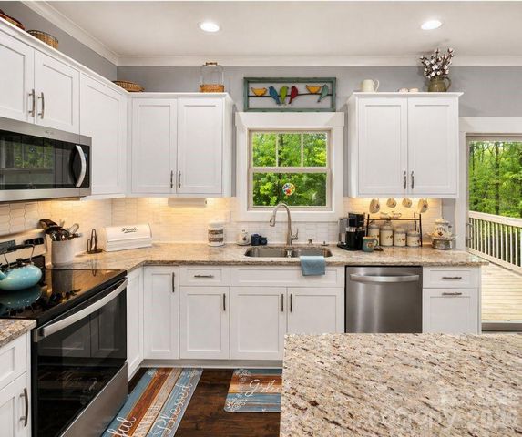 699 Sellerstown Road, Cherryville, NC 28021