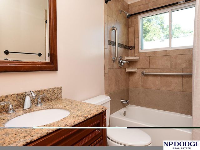 4621 Spring Street, Omaha, NE 68106
