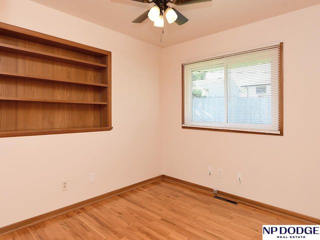 4621 Spring Street, Omaha, NE 68106