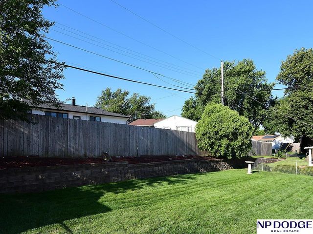 4621 Spring Street, Omaha, NE 68106
