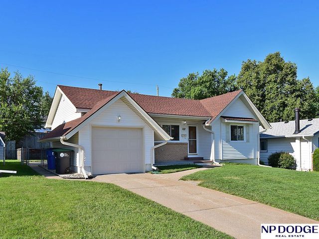 4621 Spring Street, Omaha, NE 68106