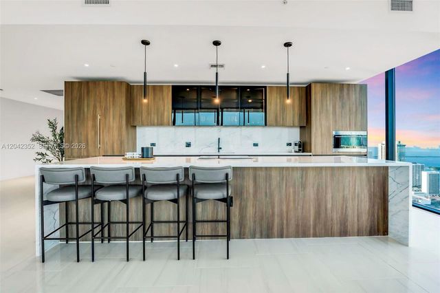 20 NE 11th St 6003, Miami, FL 33132
