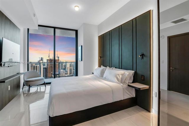 20 NE 11th St 6003, Miami, FL 33132