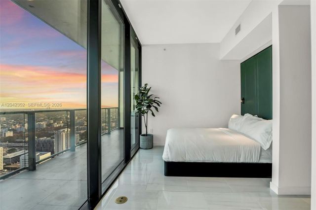 20 NE 11th St 6003, Miami, FL 33132