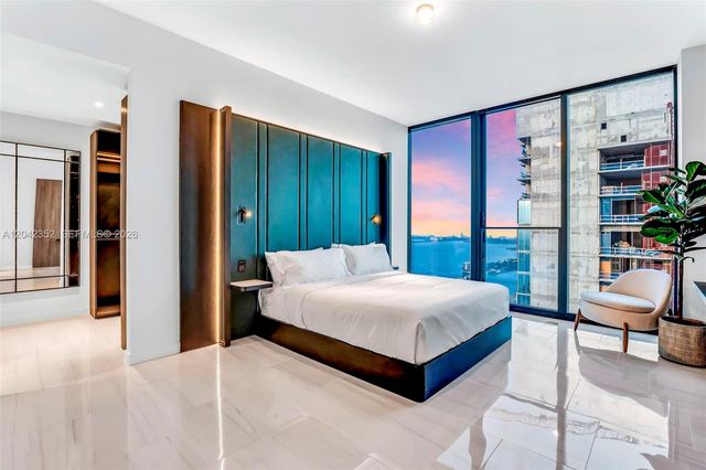 20 NE 11th St 6003, Miami, FL 33132